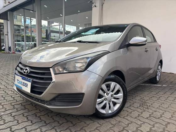 HYUNDAI HB20 1.6 COMFORT PLUS 16V FLEX 4P AUTOMÁTICO